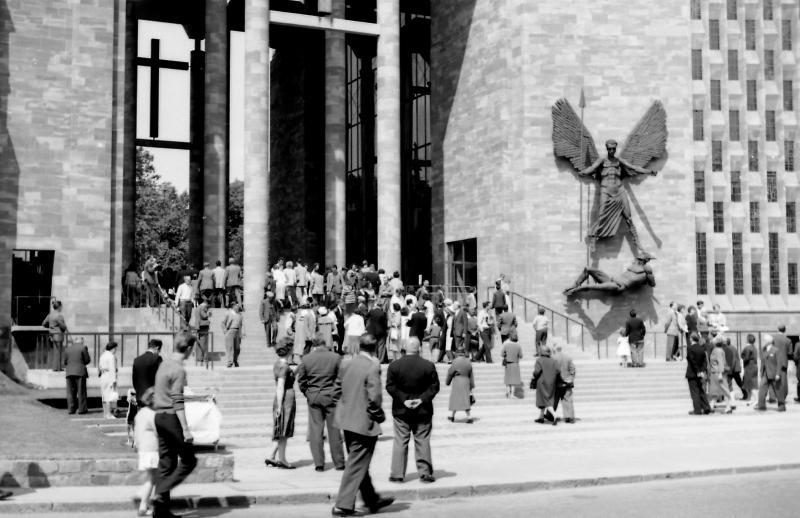 COVENTRY CATHEDRAL OLD & NEW