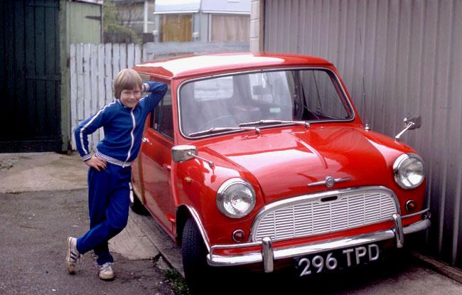 25-052-Nicholas & Shirley's rebuilt Mini Traveller 1976