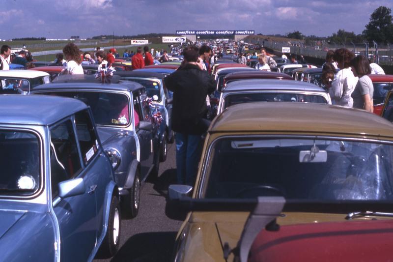 43-109 Silverstone Mini birthday party 1989