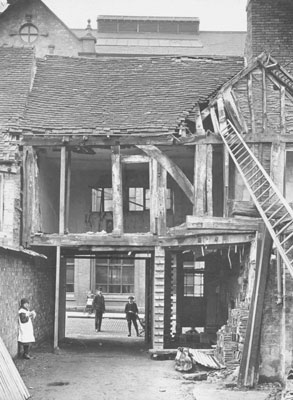c01897.jpg Forum library image